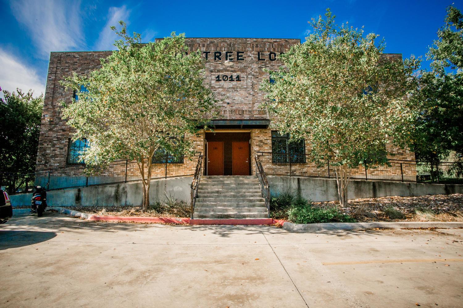 1011 N LBJ Dr., 107A